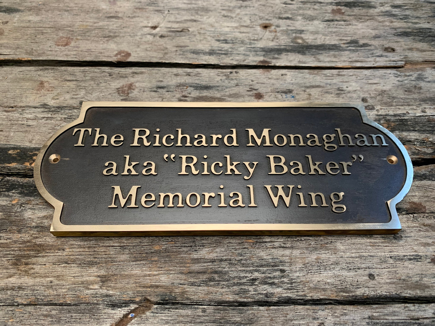Cast Brass custom door signs & plaques - Custom language plaques - Custom name signs - Brass Plate - Oval Plaques with black background